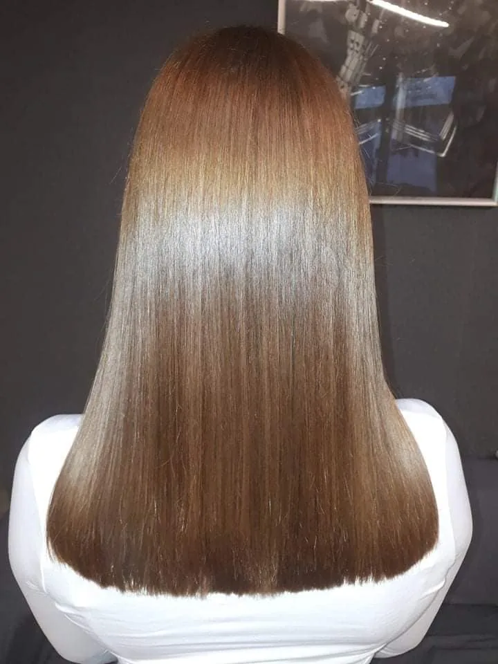 Fodrász munka: Selymes Egyenes Balayage